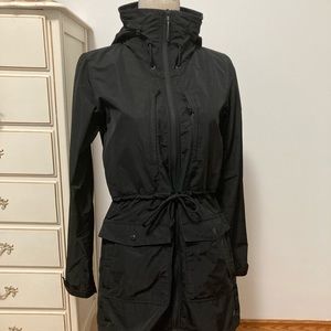 Mountain Hardware Light Rain Jacket